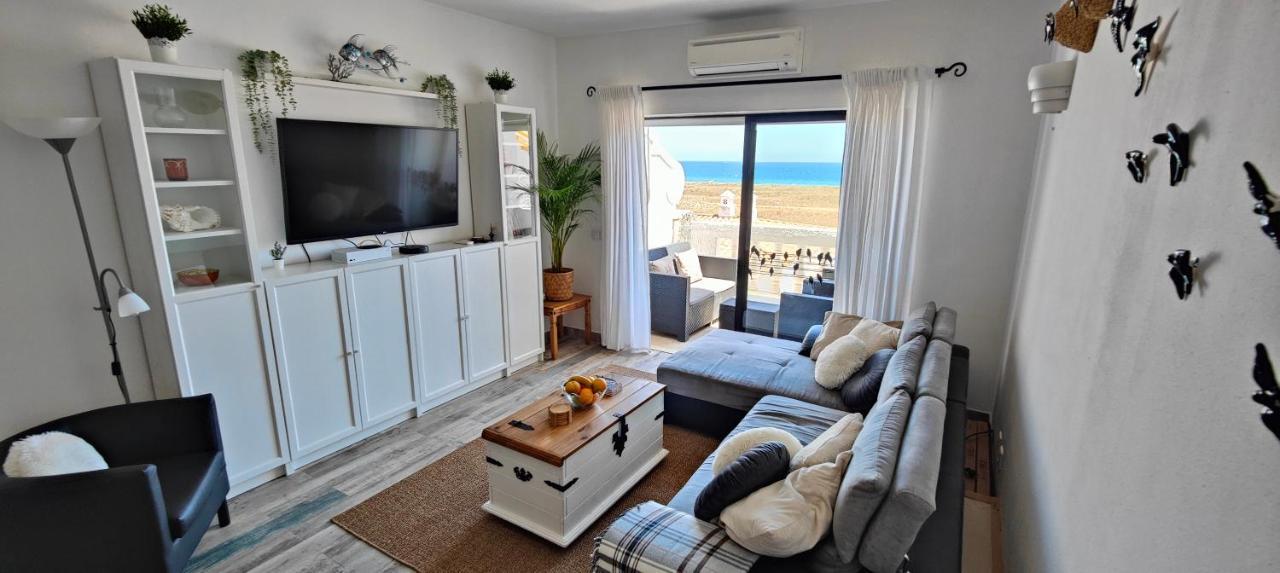 The Swallow'S Rest Beach House - Meia Praia Lagos Dış mekan fotoğraf