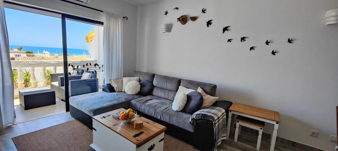 The Swallow'S Rest Beach House - Meia Praia Lagos Dış mekan fotoğraf