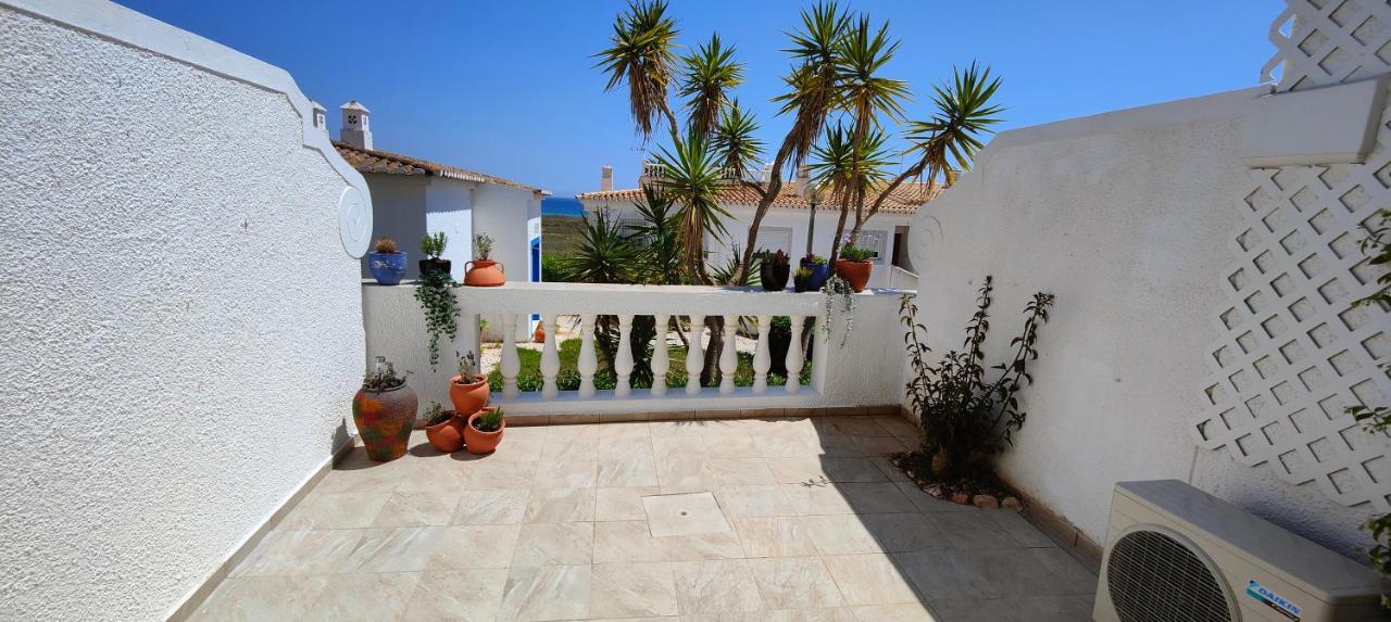 The Swallow'S Rest Beach House - Meia Praia Lagos Dış mekan fotoğraf